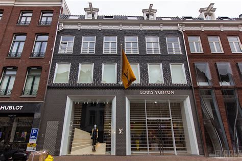 louis vuitton sjaal pc hooftstraat|Louis Vuitton hoofstraat amsterdam.